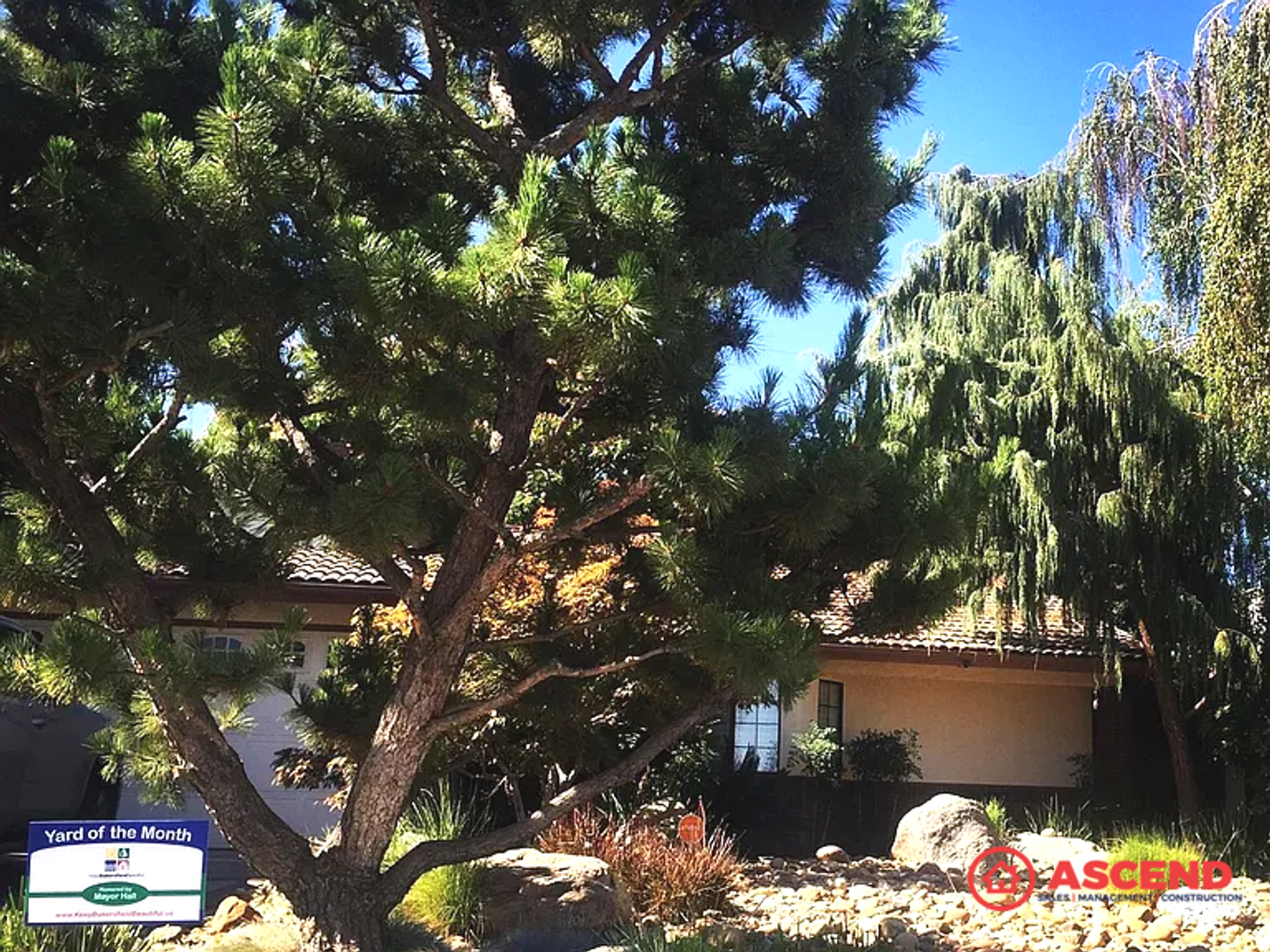 Bakersfield House: 7613 Carabina Ct