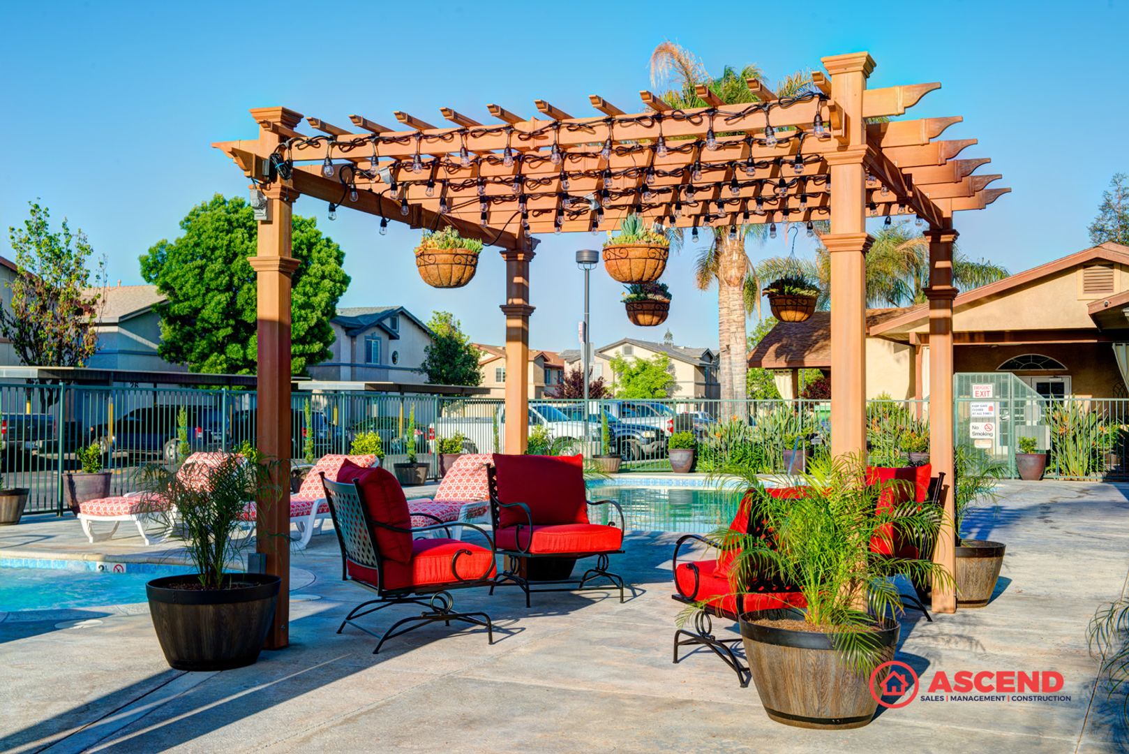 Bakersfield Apartment: 600 Hosking Ave #73