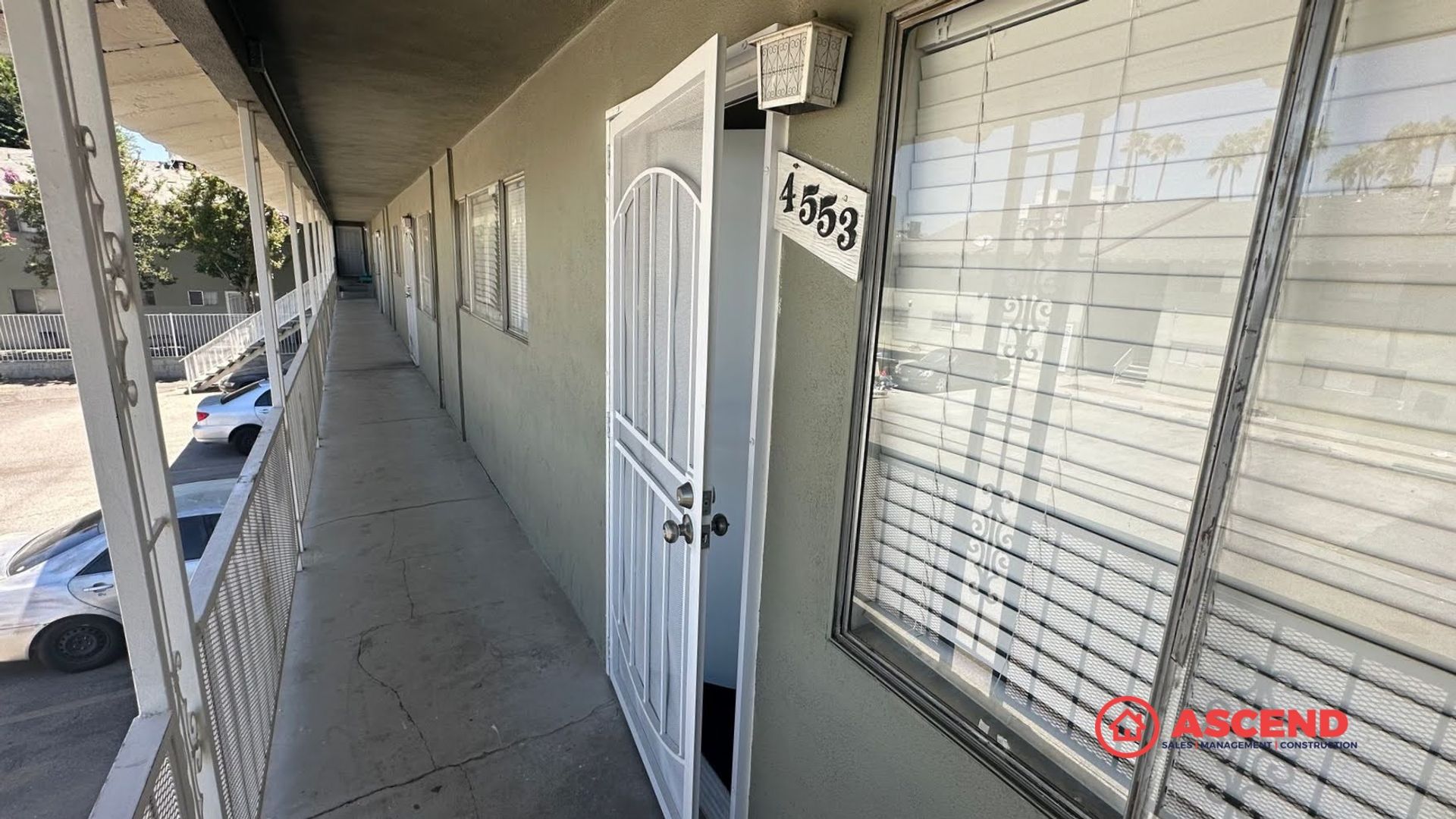 Bakersfield Apartment: 4501 Columbus St