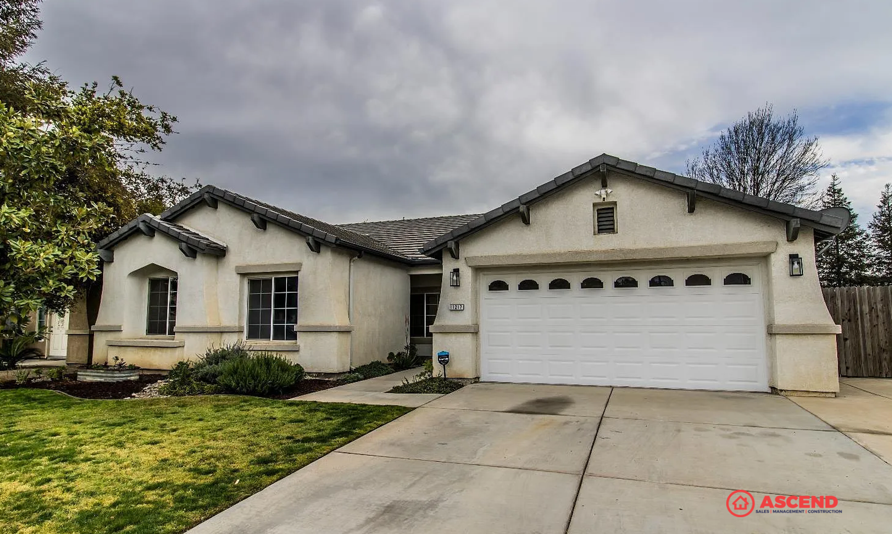 Bakersfield House: 11217 Vista Del Christo Drive