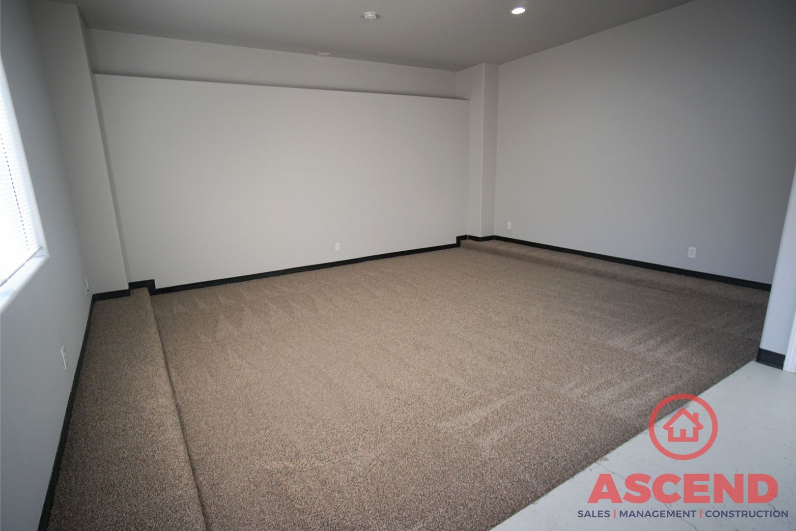 Bakersfield Apartment: 2925 Park Way