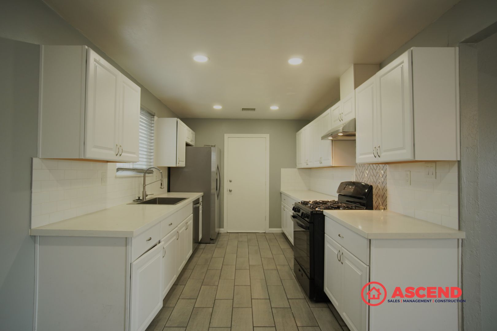 Bakersfield House: 5000 Monterey St