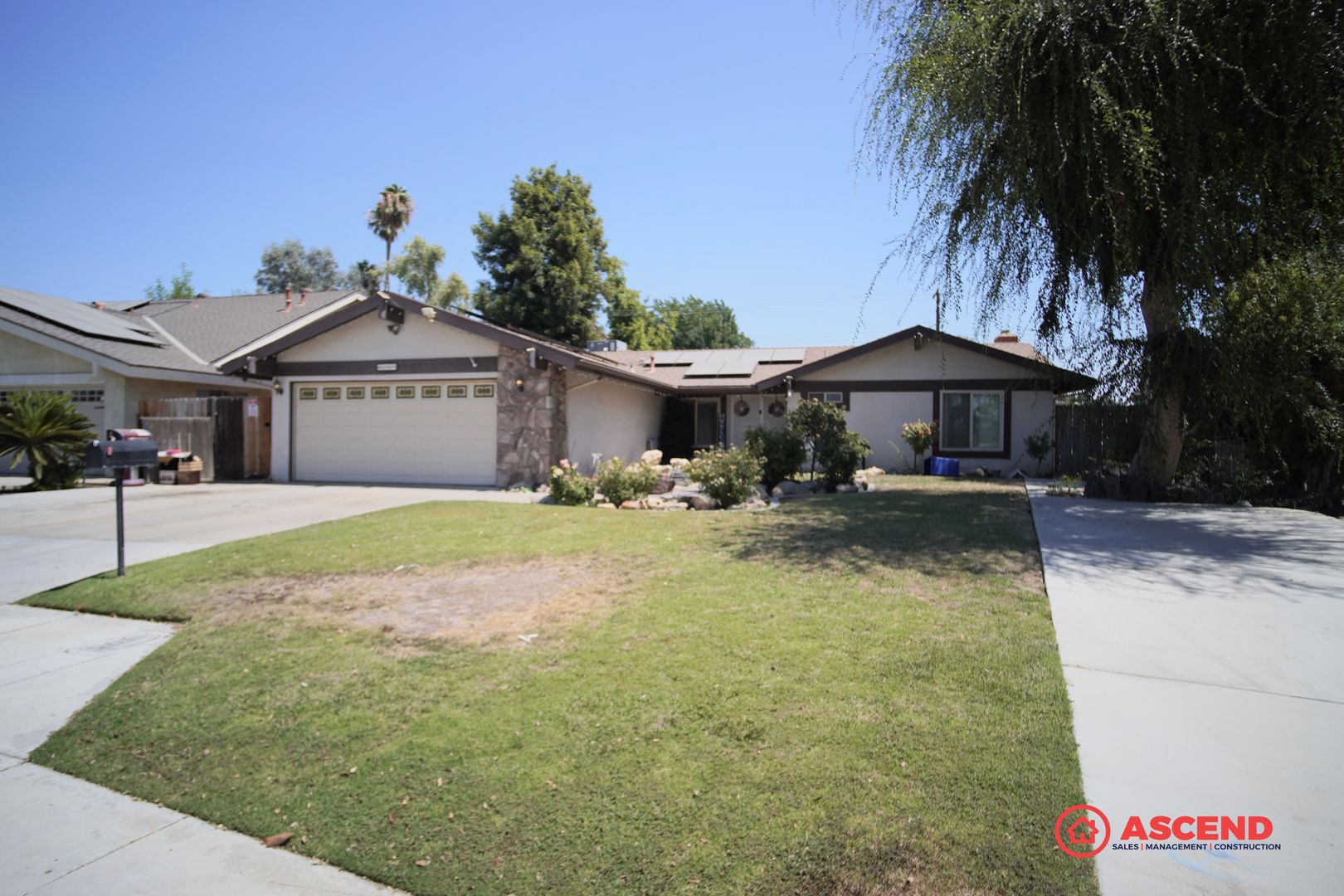 Bakersfield House: 4209 La Mirada Dr.