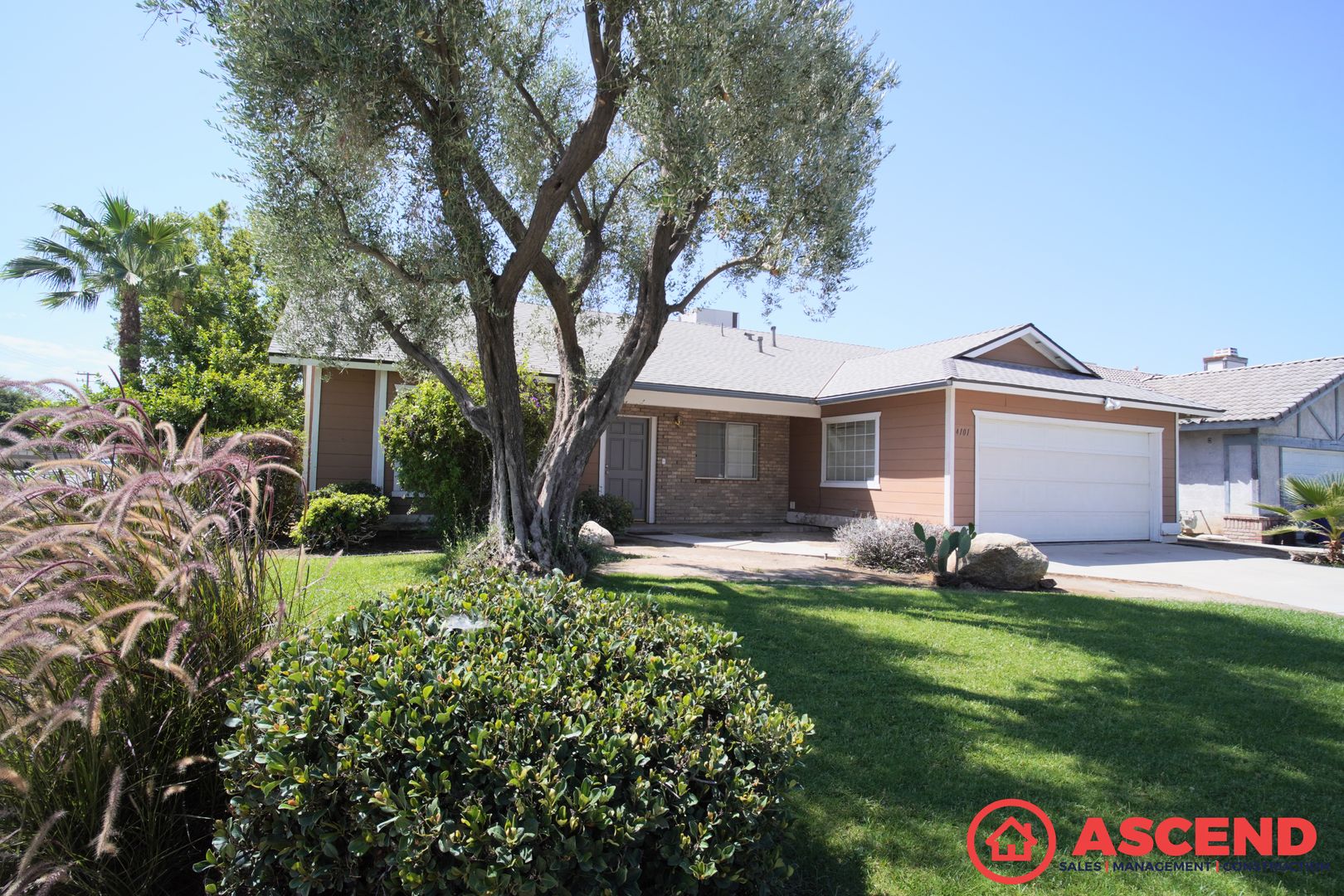 Bakersfield House: 4101 Cyclone Dr
