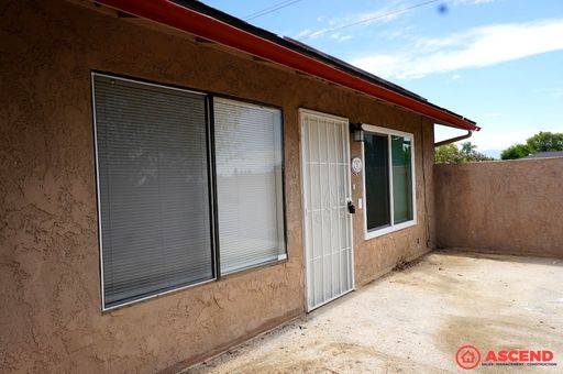 Cute 2 Bedroom in Northeast Bakersfield – photo 1