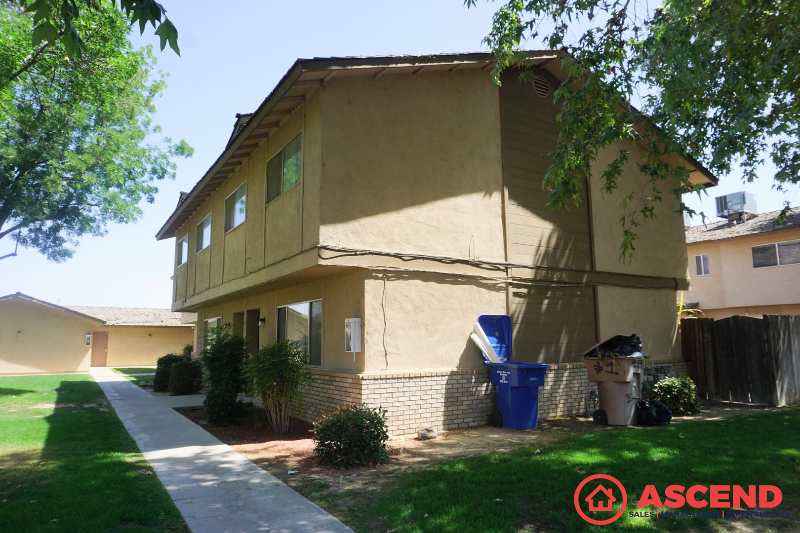 Bakersfield Apartment: 12006 Handel Avenue #1-4