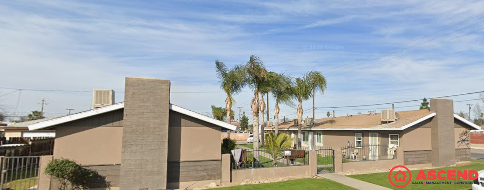 Bakersfield Apartment: 1702 Shamrock Way
