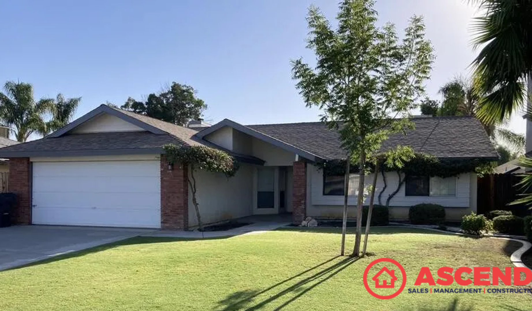 Bakersfield House: 3616 Goldbar Dr