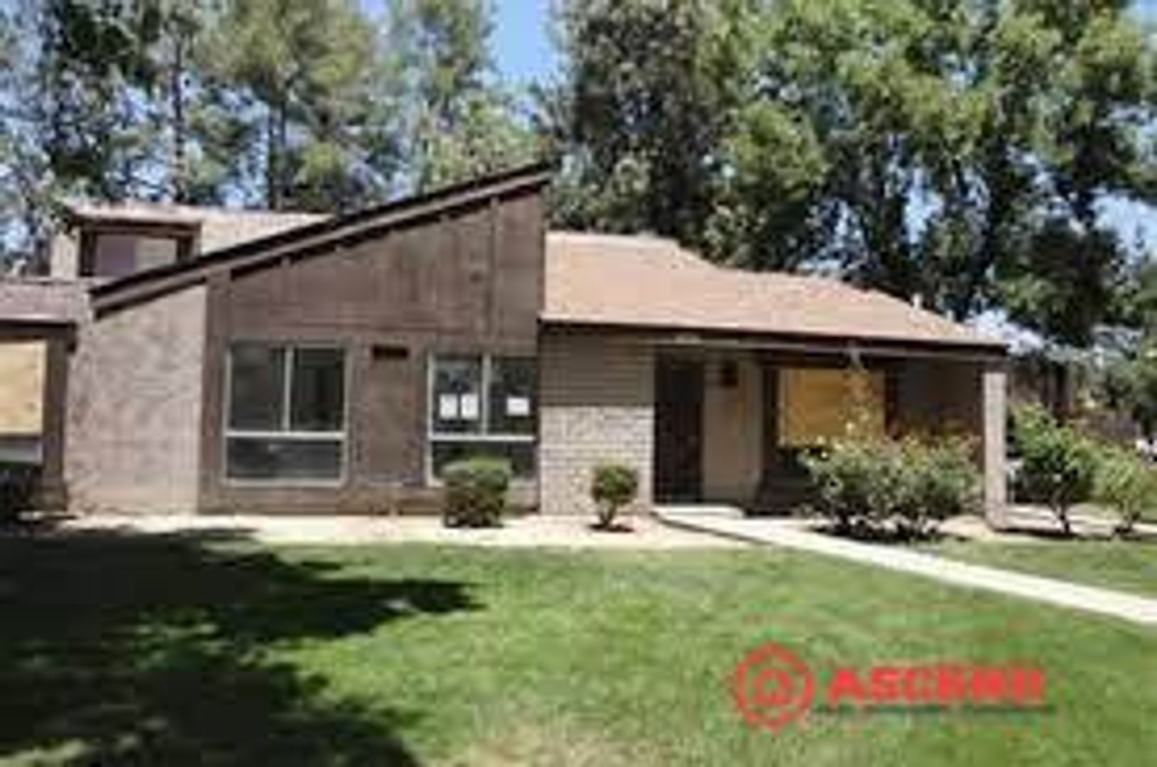 Bakersfield House: 2200 Cedro Ct Unit B