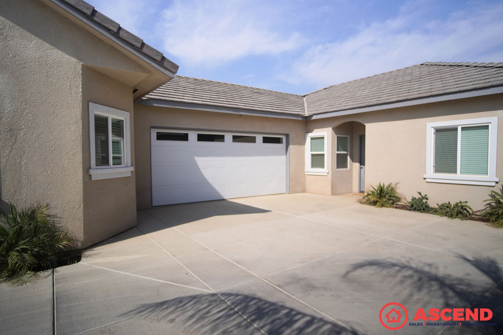 Bakersfield Apartment: 8400 Frankie Lou