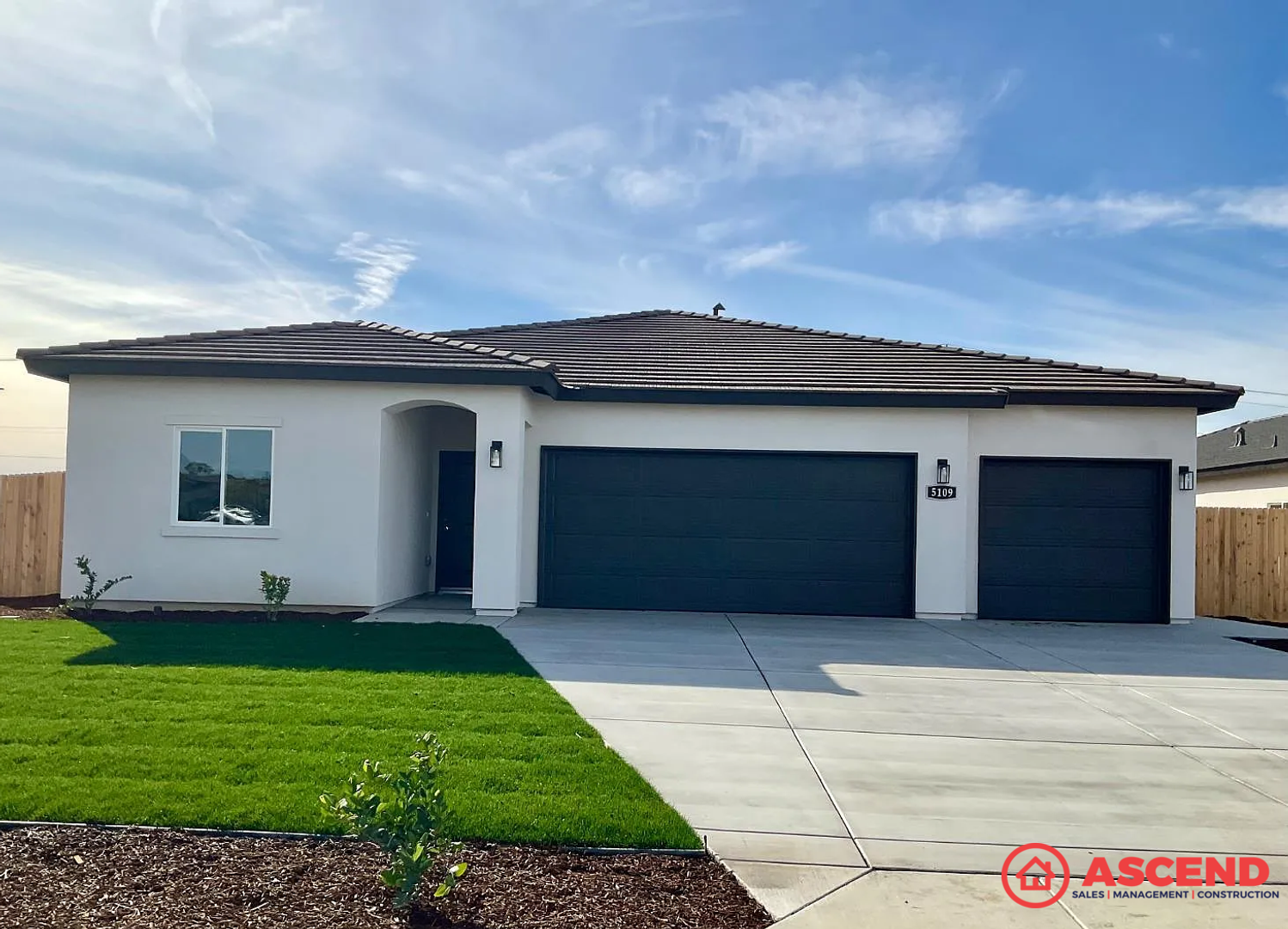 Bakersfield House: 5109 Cohiba Ct