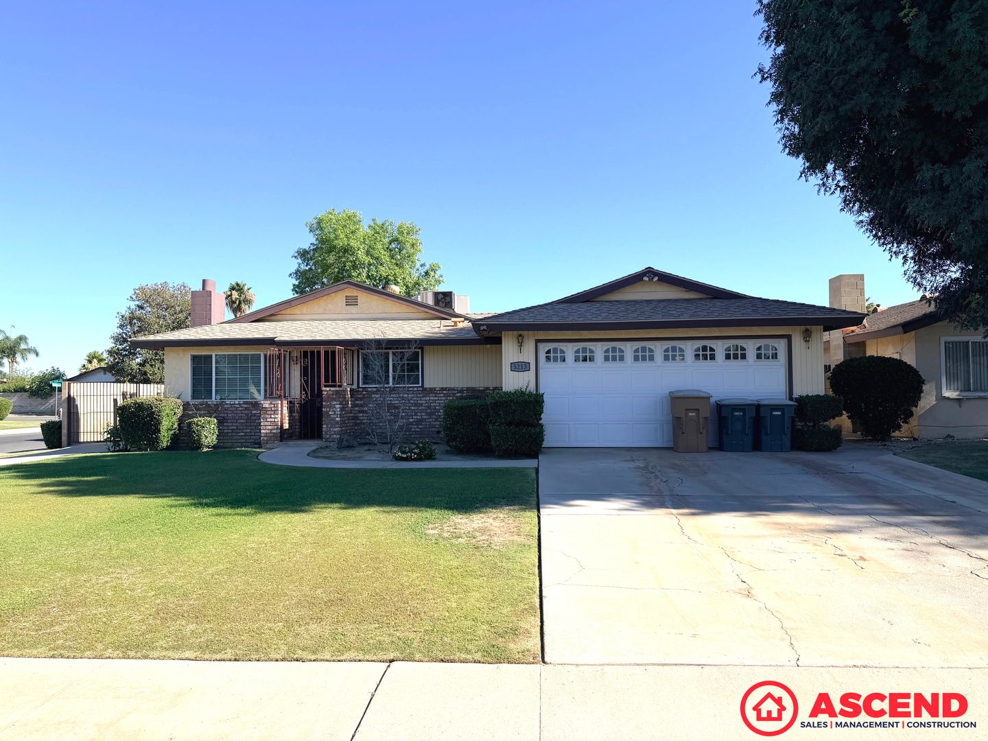Bakersfield House: 5213 Lowen Ave