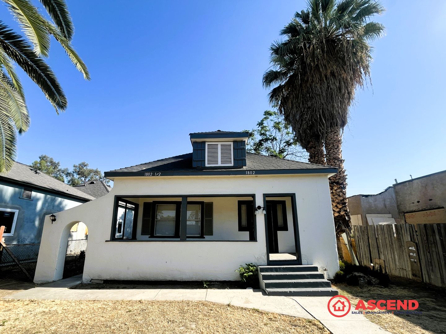 Bakersfield Apartment: 1802 Forrest Ave