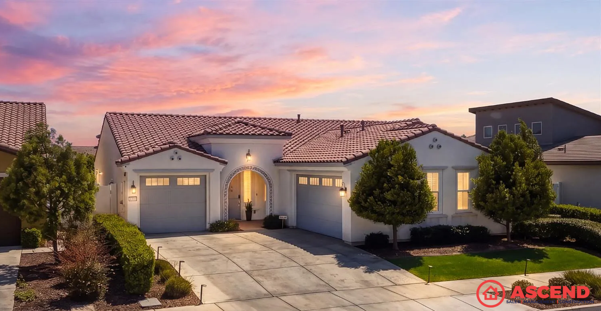 Bakersfield House: 14709 Bromshire St