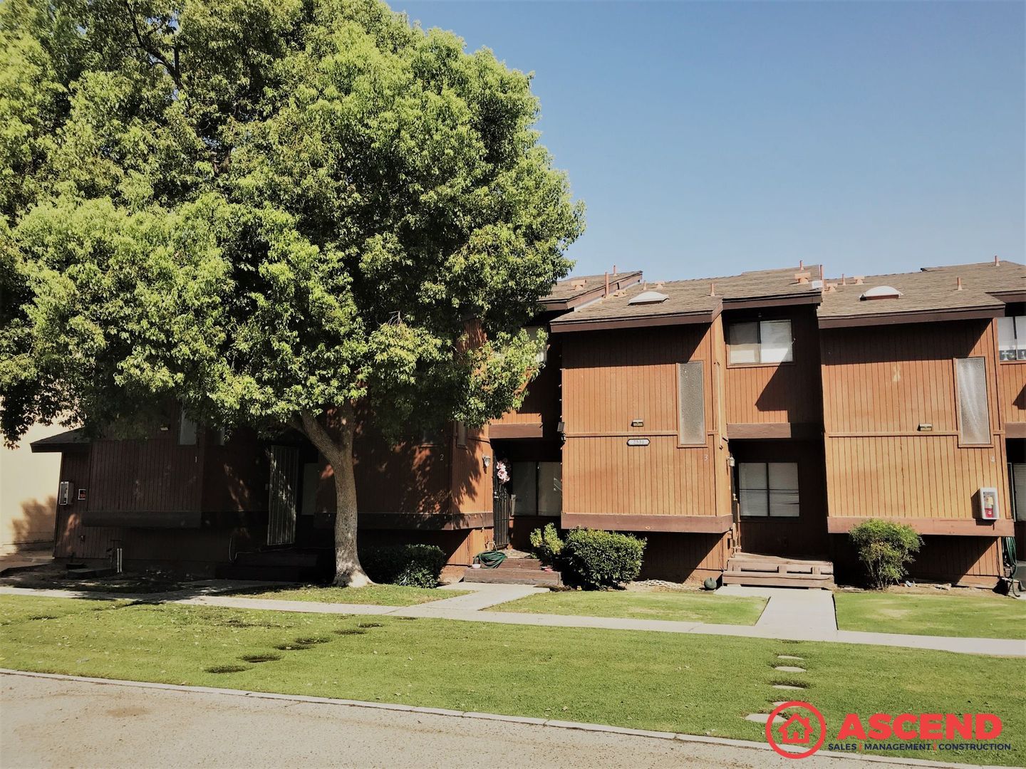 Bakersfield Apartment: 2531 Olive Street