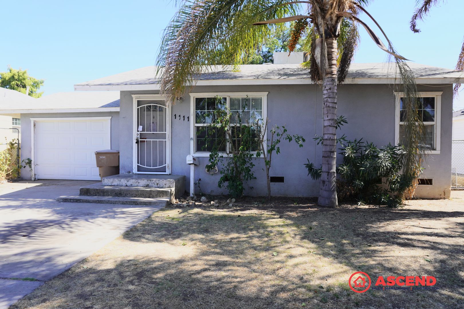 Bakersfield House: 1111 Wilson Avenue