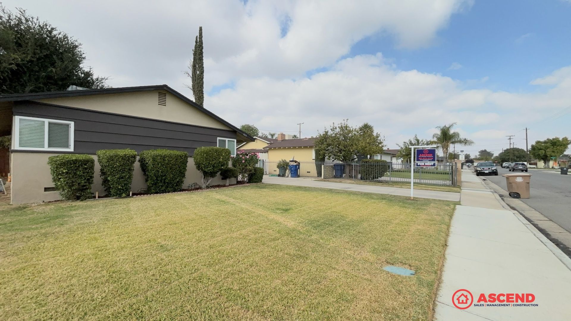 Bakersfield House: 1713 Benton St