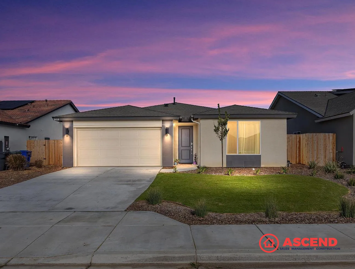 Bakersfield House: 8418 Creede St