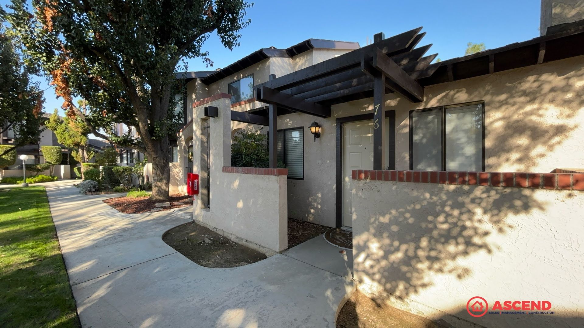 Bakersfield House: 7800 Westfield Road #54