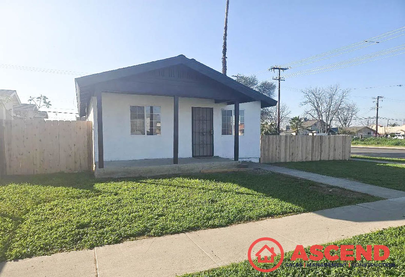 Delano House: 529 Main St