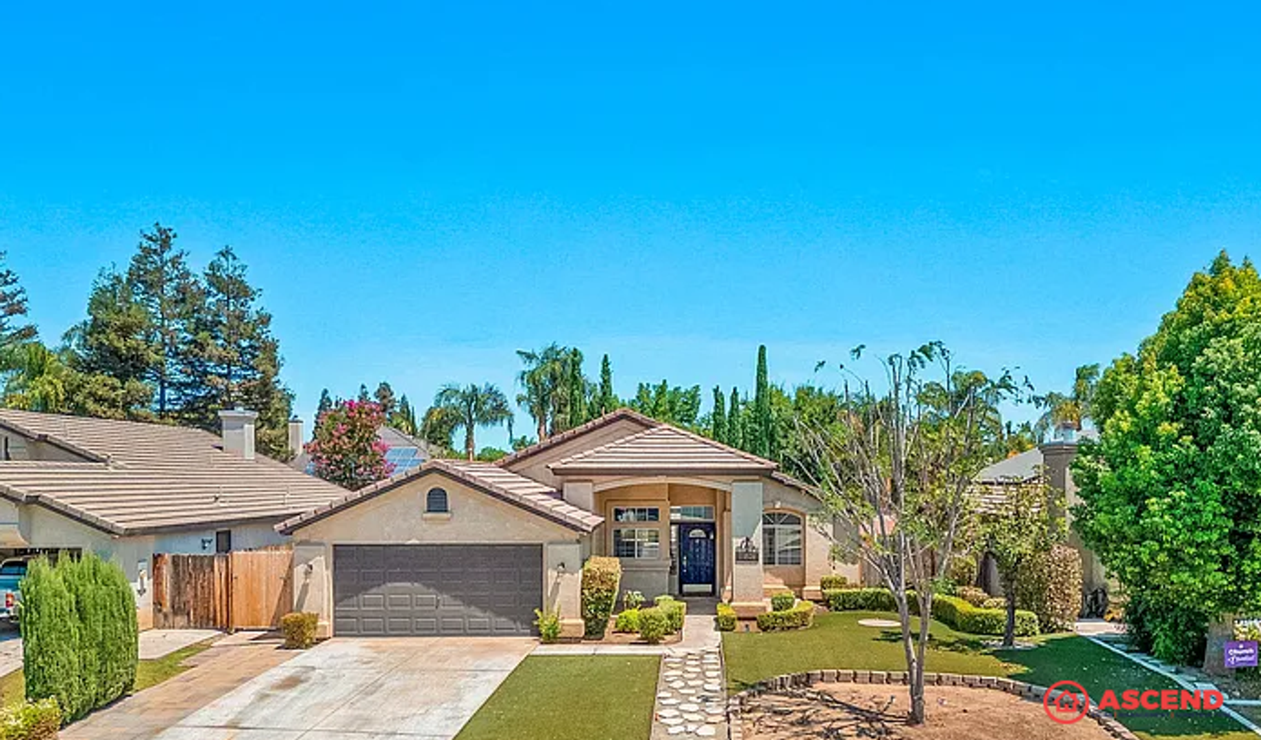 Bakersfield House: 11808 Wethersfield St