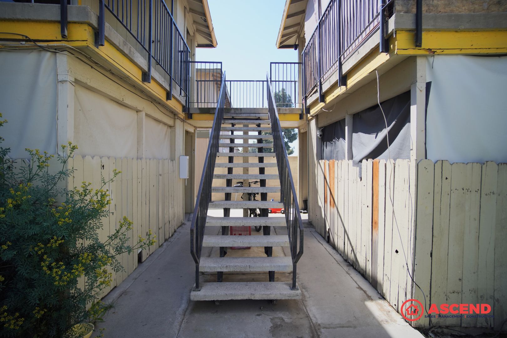 Bakersfield Apartment: 804 Karma Court