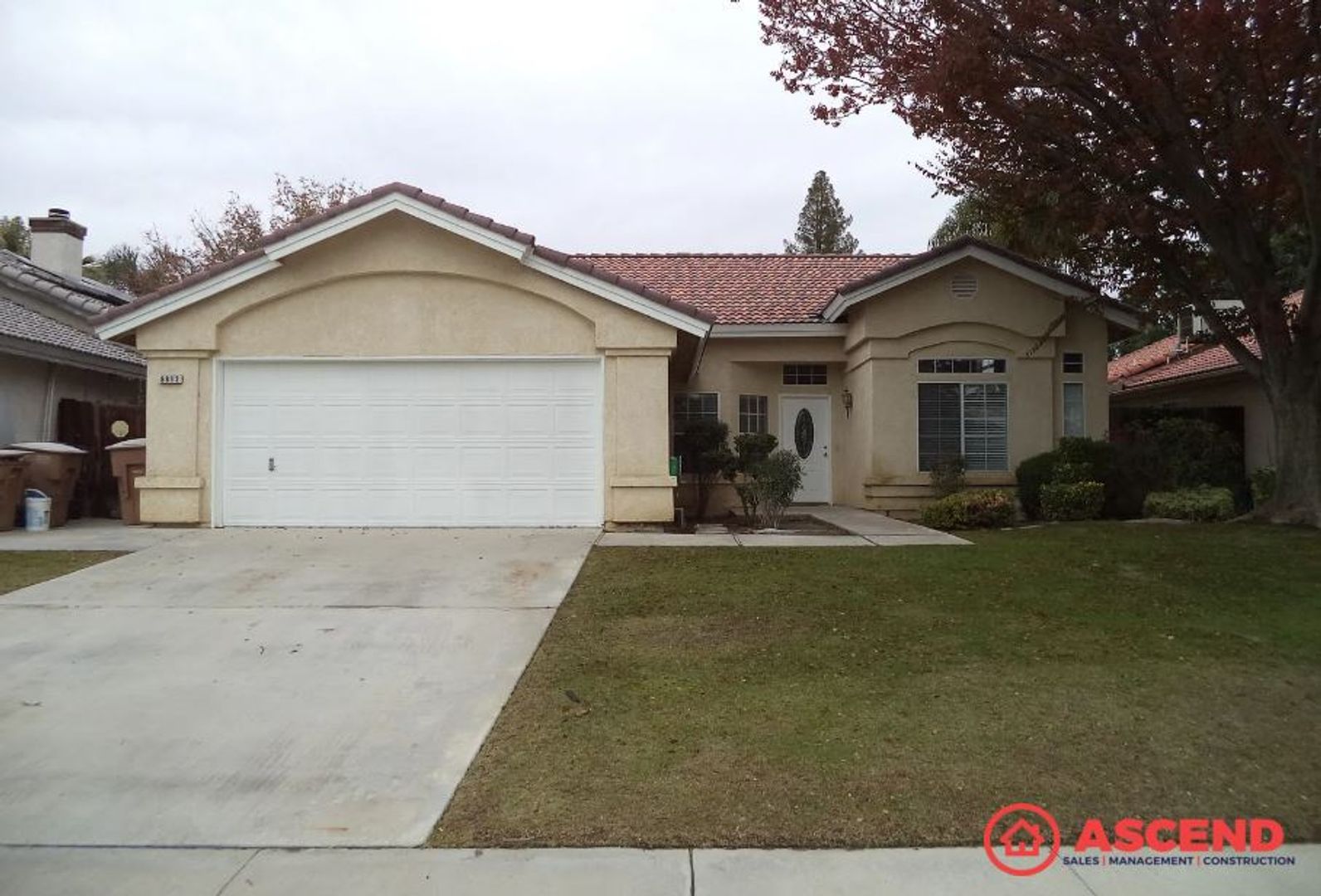 Bakersfield House: 8812 Fox Creek Ct