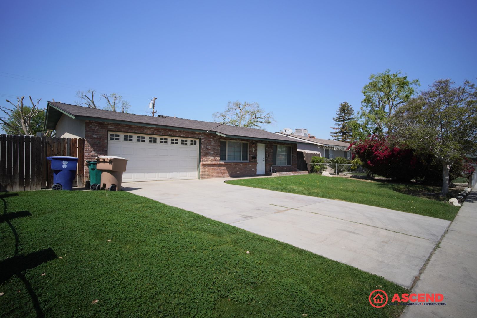 Bakersfield House: 3121 Beaumont Ct