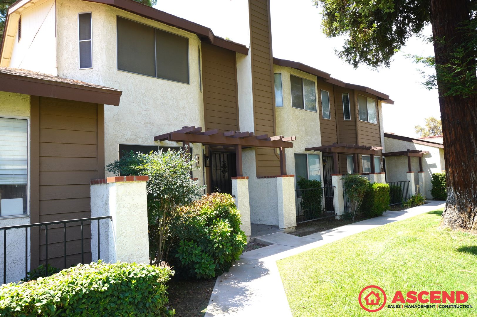 Bakersfield House: 4600 Beechwood St #44