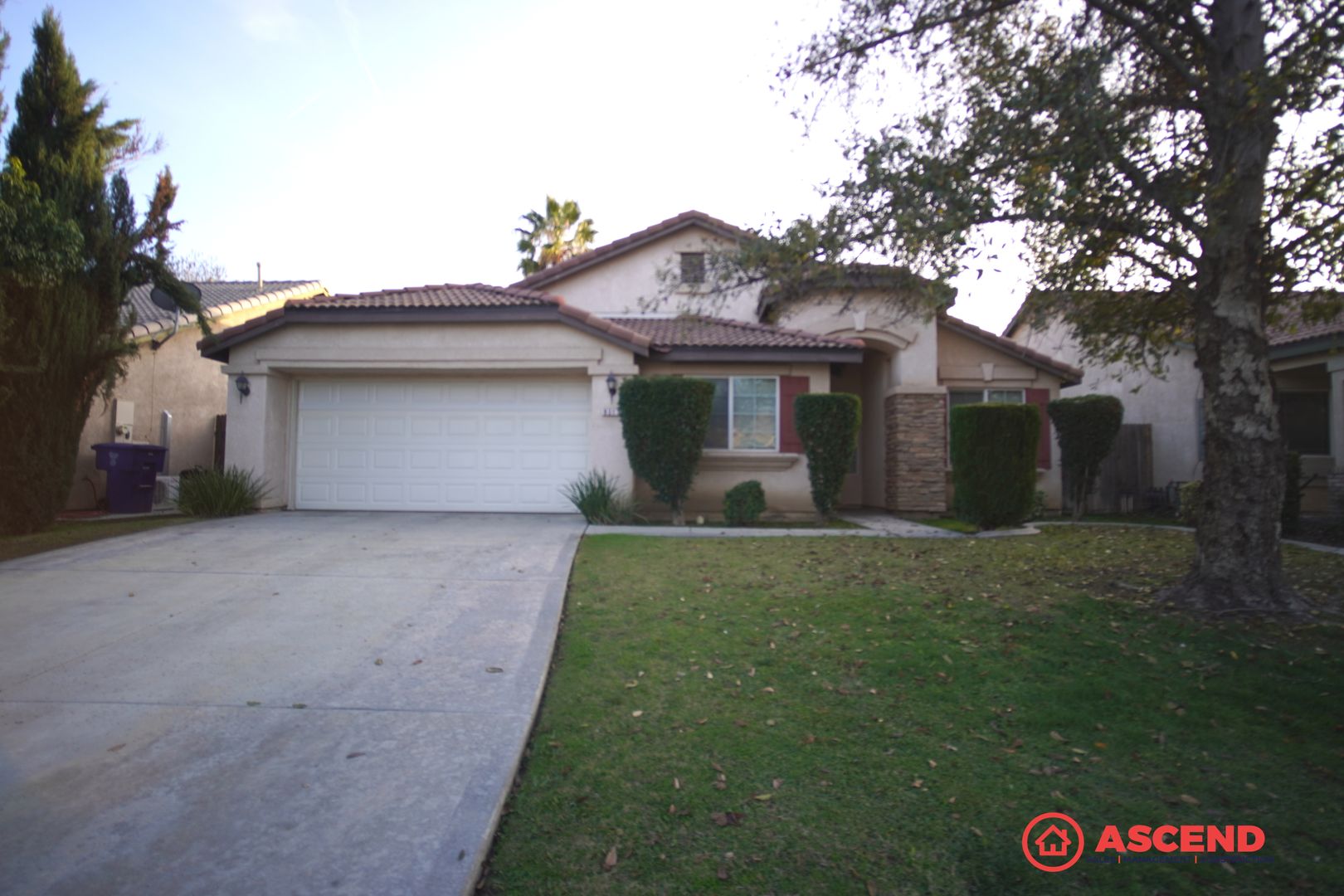 Bakersfield House: 9317 Sumatra Avenue