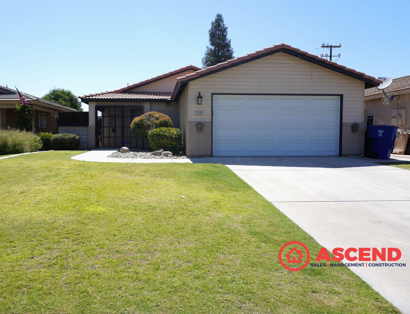 Bakersfield House: 3609 Villa Lante St