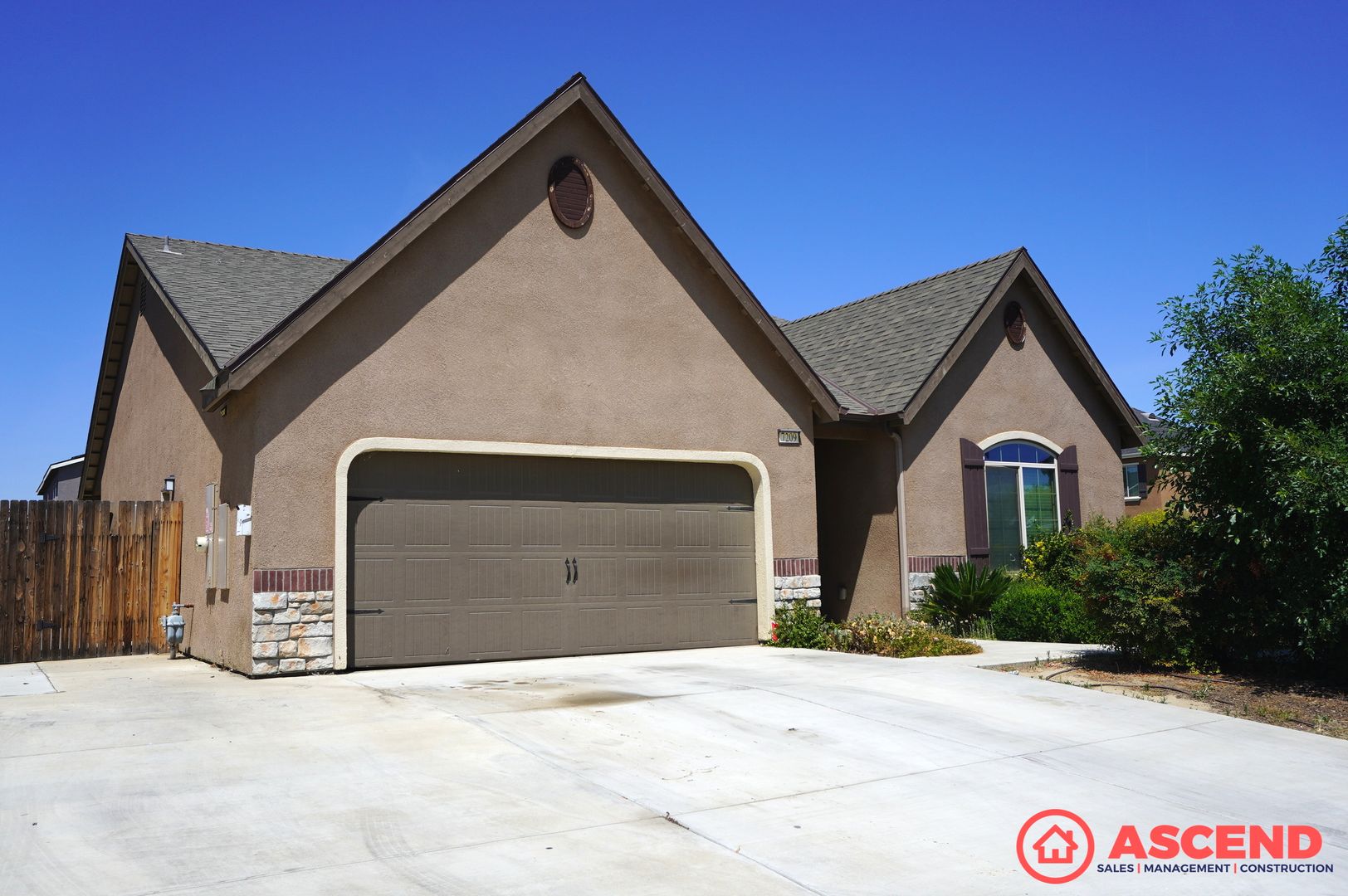 Bakersfield House: 7209 Conduit Street