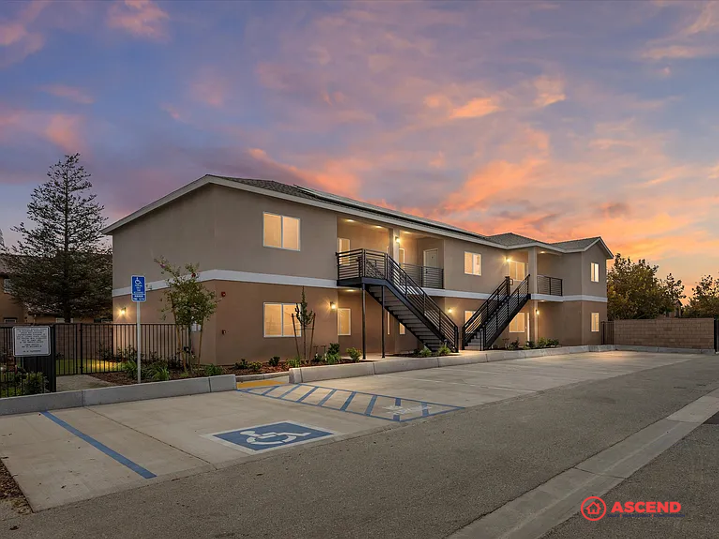 Delano Apartment: 420 20th Ave