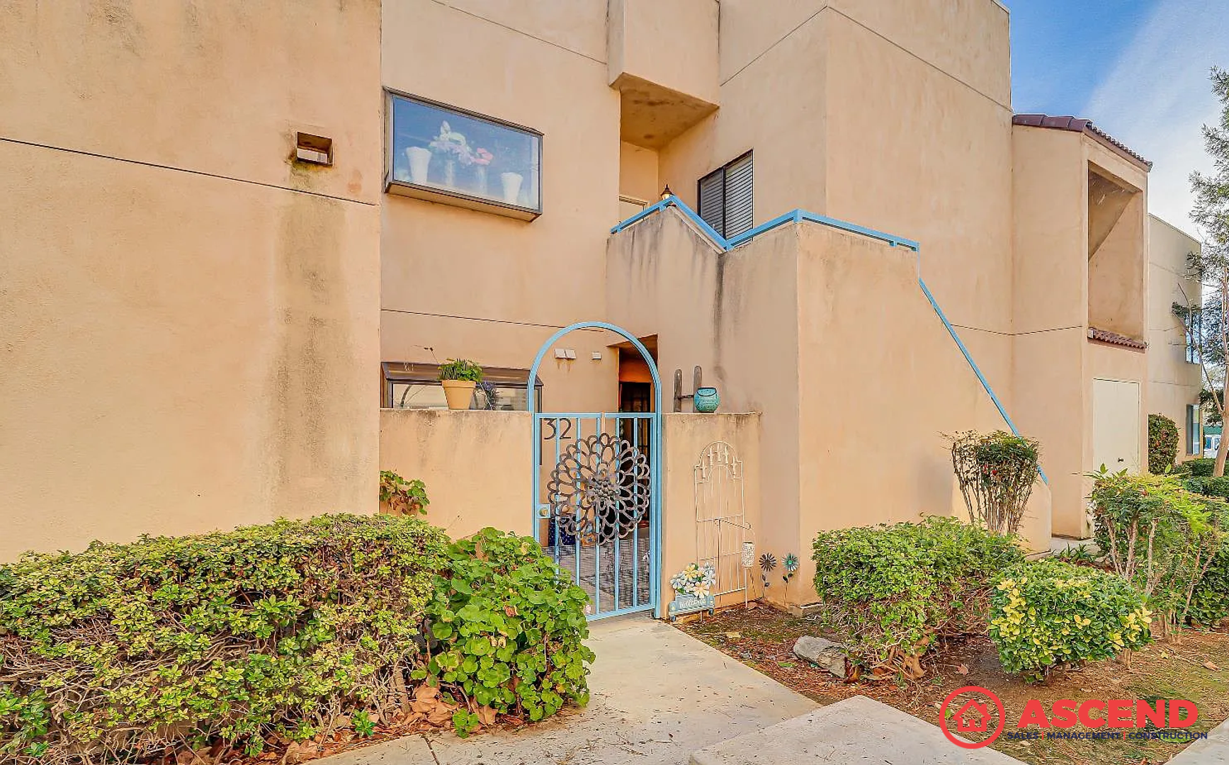 Bakersfield House: 14500 Las Palmas #32