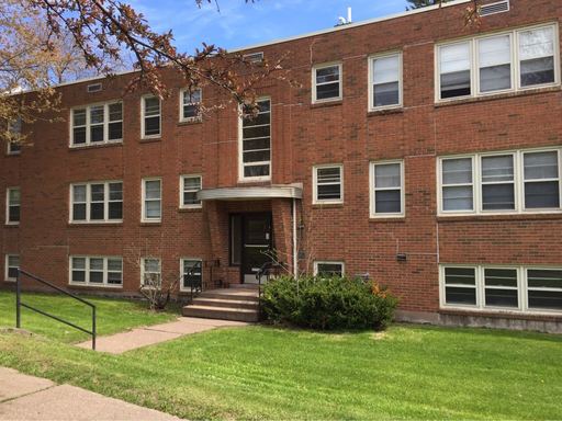 Crazy Convenient Location. 21st Ave E & London Road. Walk to the Lake.