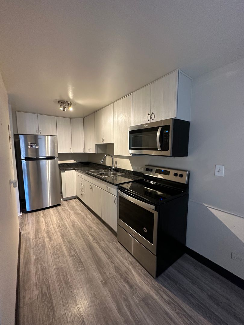 Littleton Apartment: 5532 S Grant St.