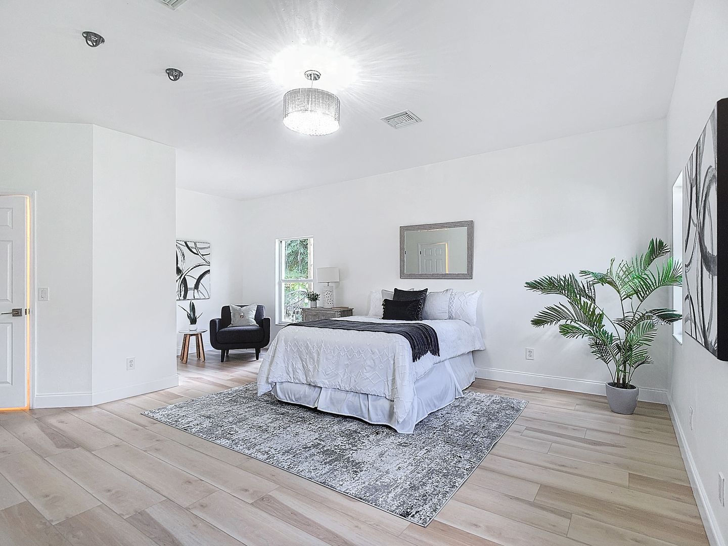 130 16th Ave NE 22 of 58
