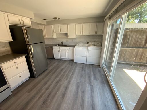All Utilities Included! - Remodeled 2 Bed 1 Bath Townhome for Rent in Arvada! – photo 1