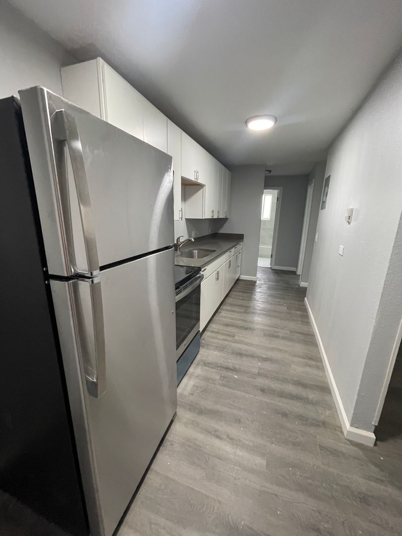 Littleton Apartment: 5532 S Grant St.
