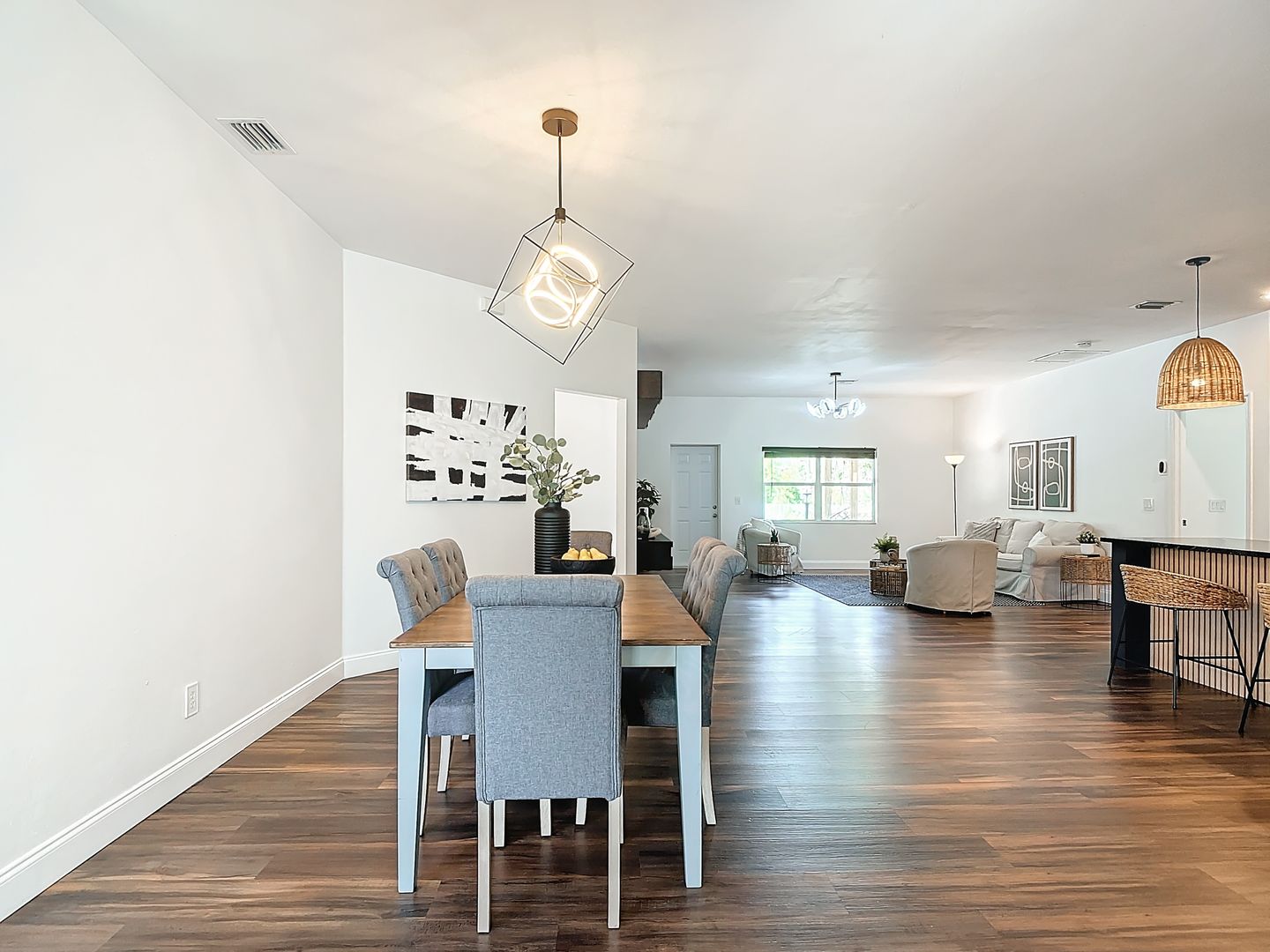 130 16th Ave NE 9 of 12