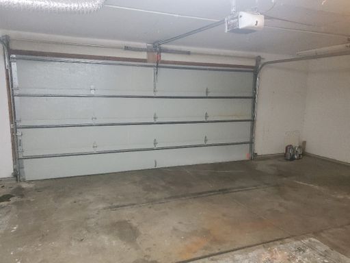Work shop/Garage for Rent in Highlands! - No Livable Space/Garage Only