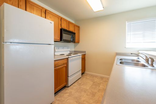 $0 September Rent; No Rent due until October 1st 2026! - 1 Bed 1 Bath for Rent Walking Distance to Outlets!