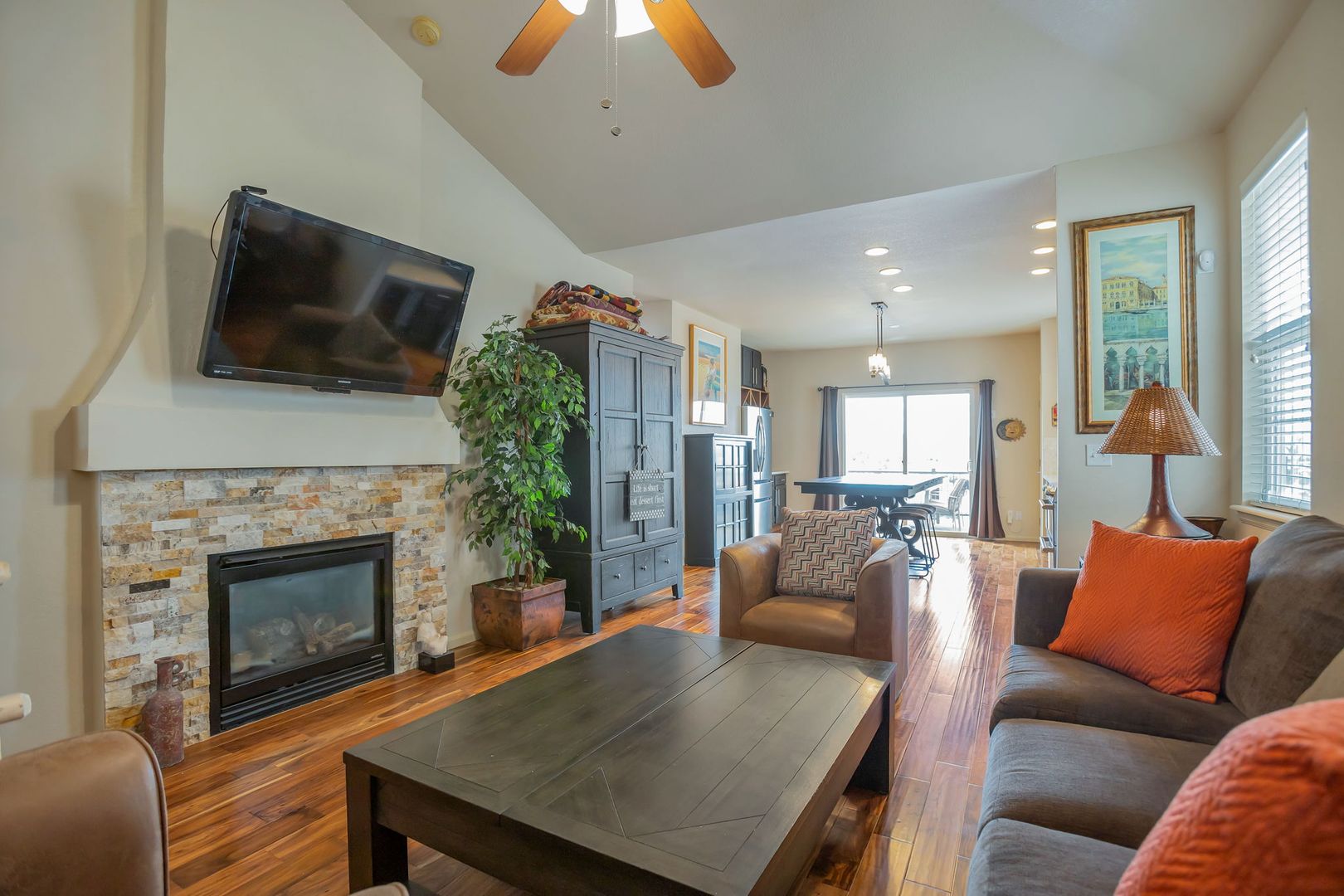 Castle Rock House: 2315 Broadleaf Loop