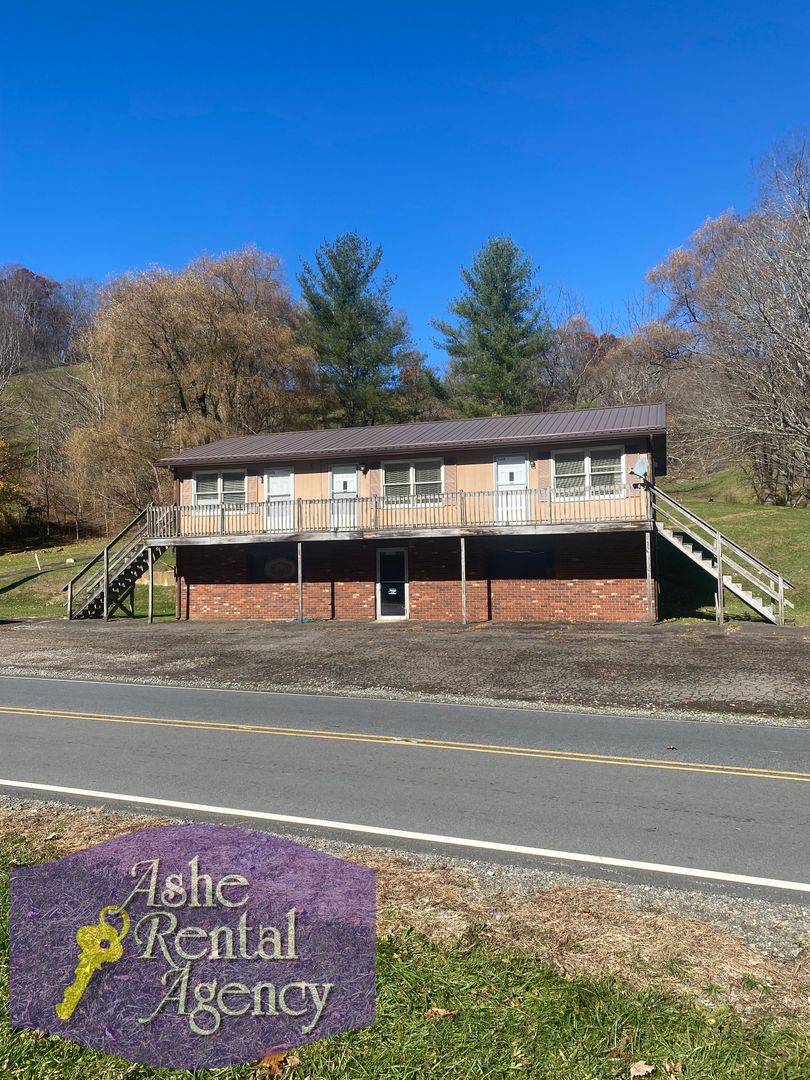 Creston Apartment: 12442 NC Hwy 88 W
