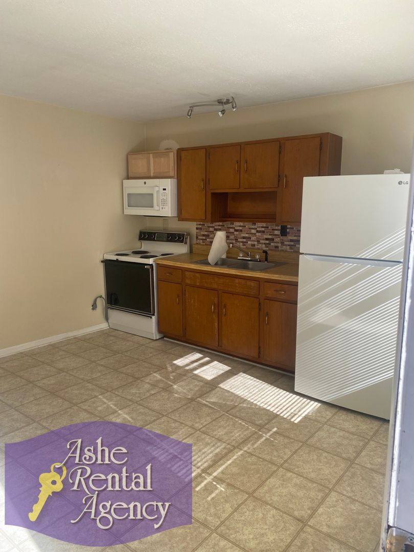 12442 NC Hwy 88 W Unit C, Creston, NC 28615