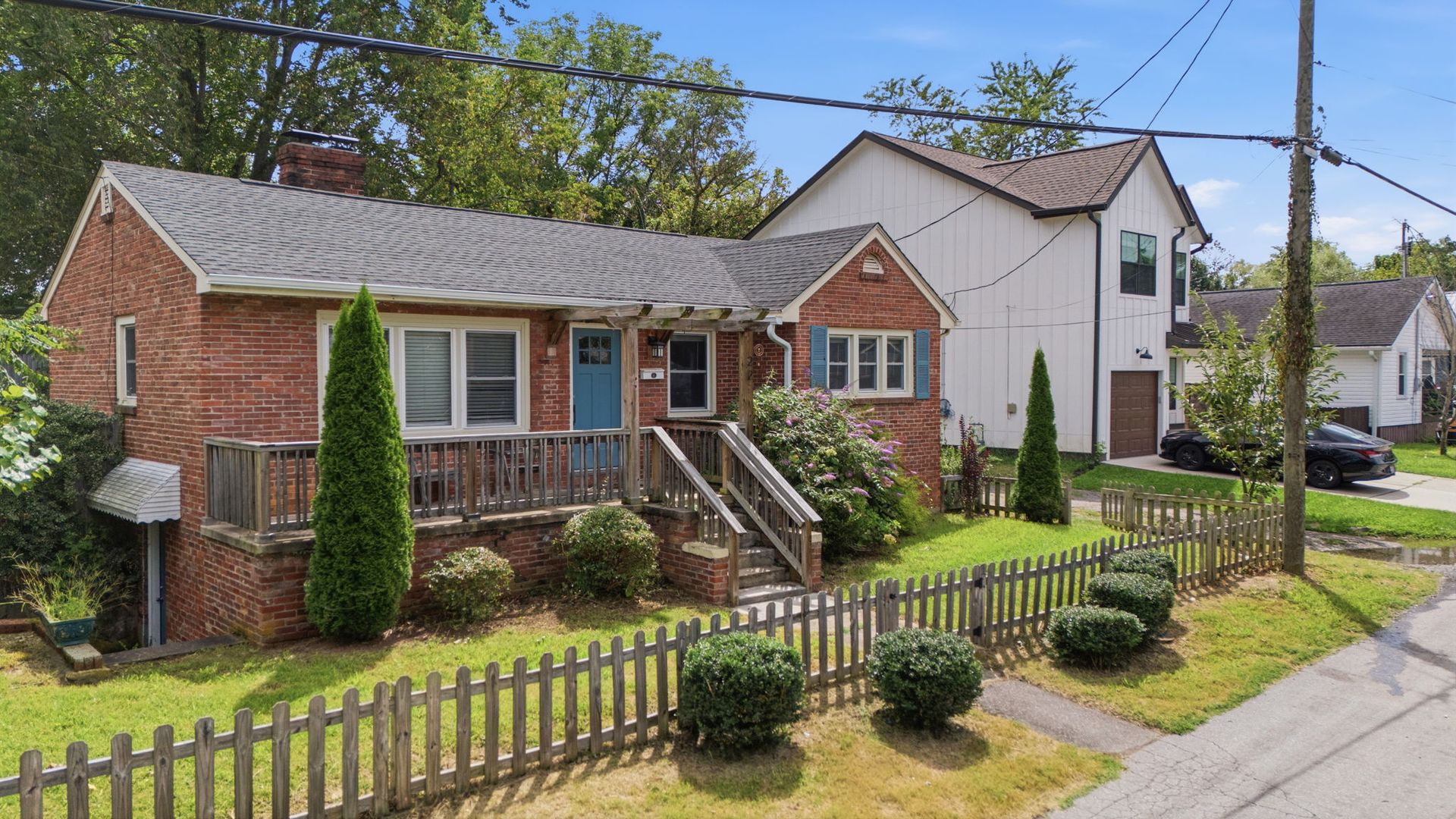 Asheville House: 223 Fayetteville Street
