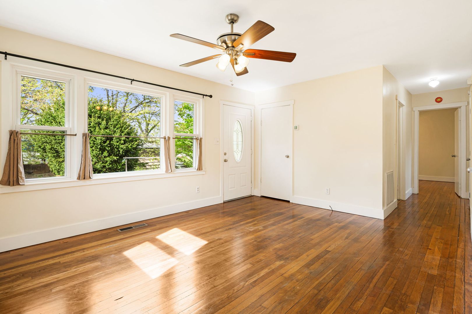 Asheville House: 44 Jeffress Avenue