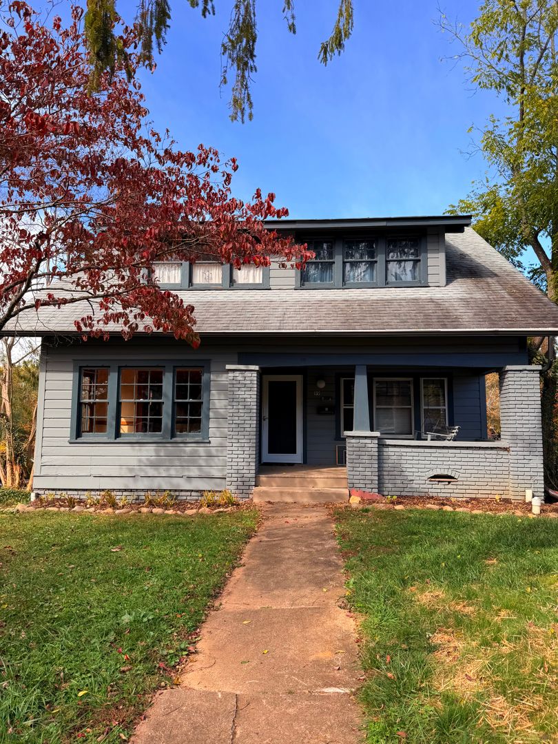 Asheville Apartment: 99 Vermont Ave