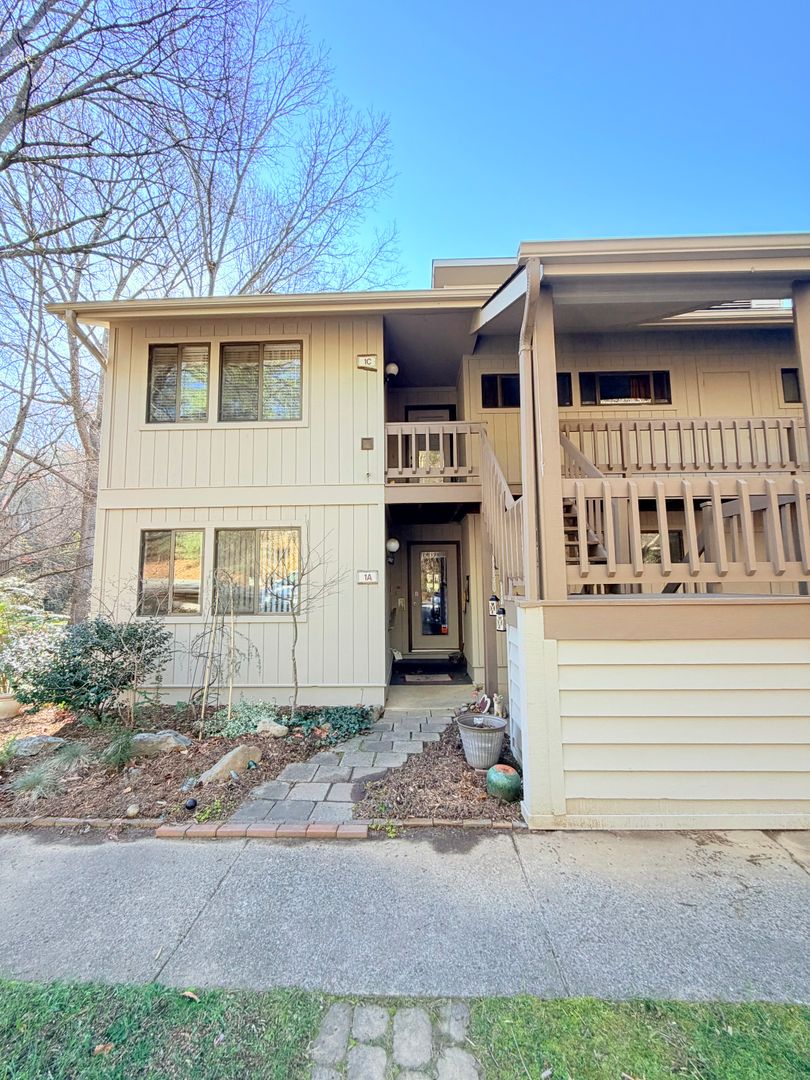 Asheville Condo: 1 Cedarwood Dr