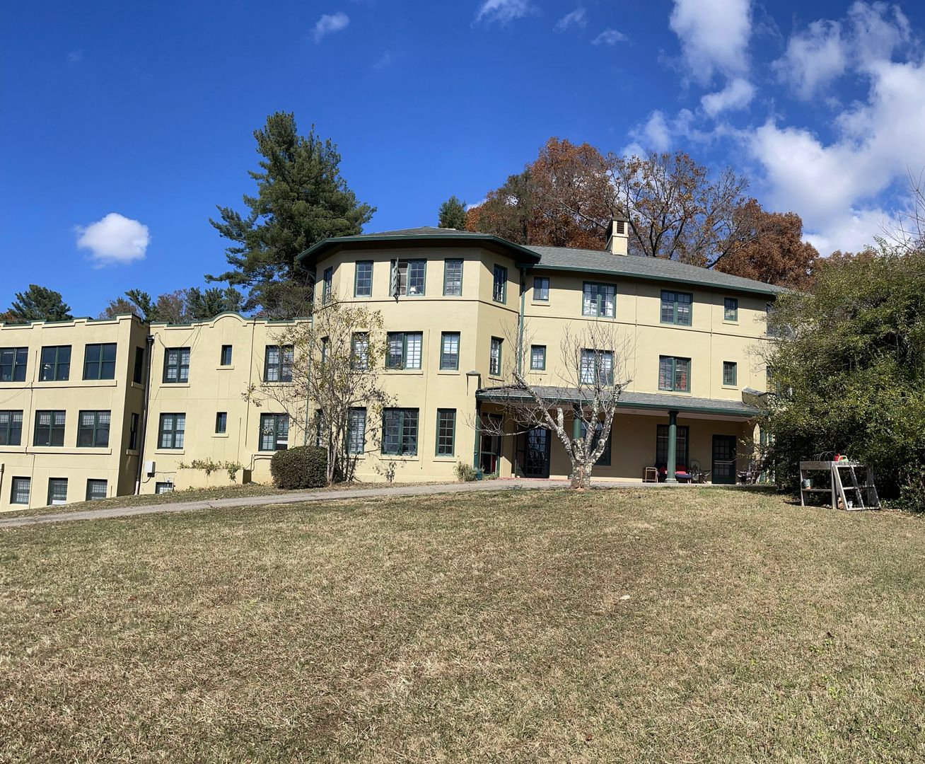 Asheville Apartment: 491 Kimberly Ave.